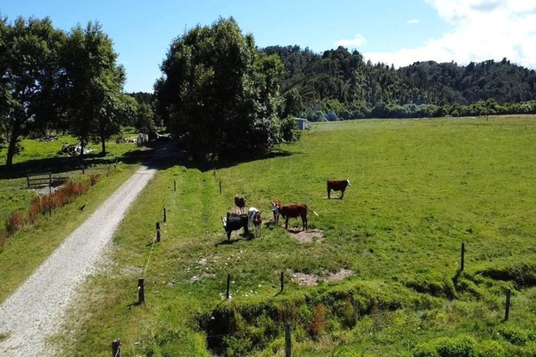 Photo of property in 106 Granite Creek Road, Karamea, 7893