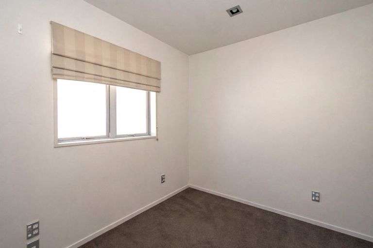 Photo of property in 90b Mandeville Street, Riccarton, Christchurch, 8011