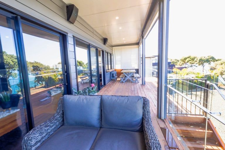 Photo of property in 57 Hawaiian Parade, Arkles Bay, Whangaparaoa, 0932