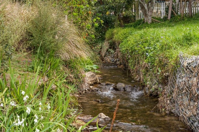 Photo of property in 62 Main Rd Havelock, Havelock, 7100