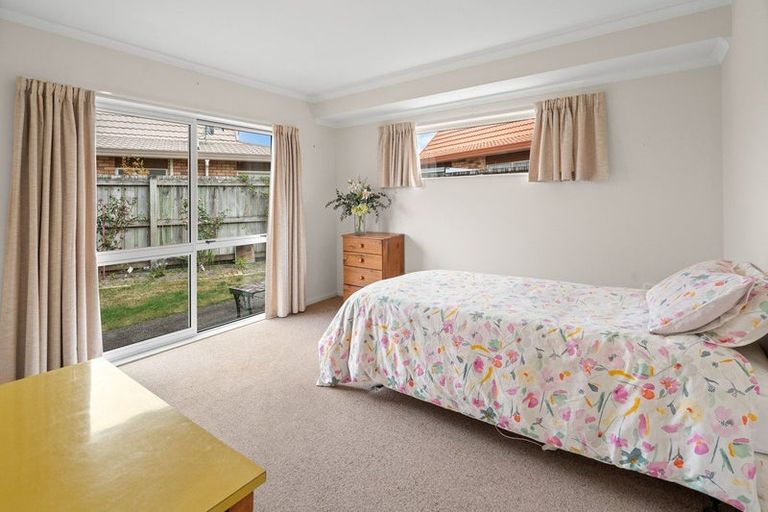 Photo of property in Holdsworth Villas, 56/2 William Donald Drive, Solway, Masterton, 5810
