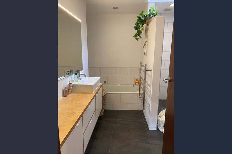 Photo of property in 2/87 Rugby Street, Merivale, Christchurch, 8014