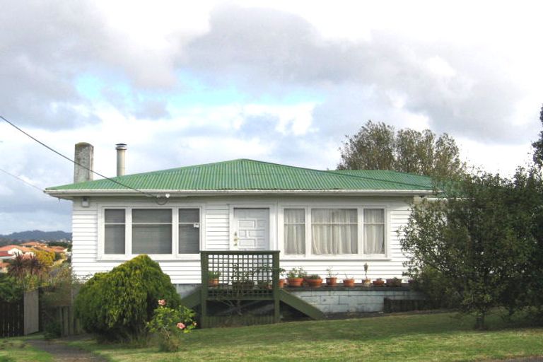 Photo of property in 41 Woodford Avenue, Henderson, Auckland, 0610