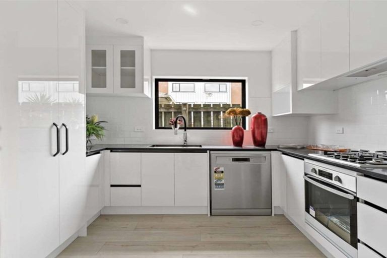 Photo of property in 141c Russell Road, Manurewa, Auckland, 2102