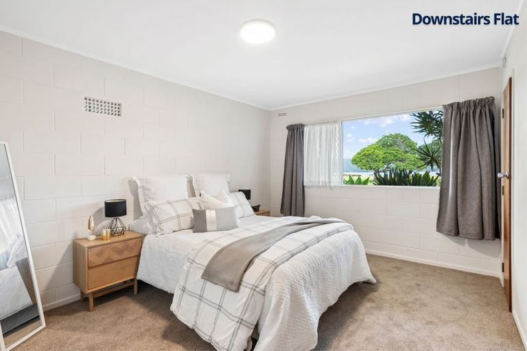 Photo of property in 91a Kiwi Esplanade, Mangere Bridge, Auckland, 2022