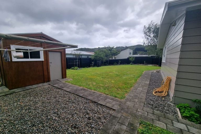 Photo of property in 17 Weymouth Grove, Wainuiomata, Lower Hutt, 5014