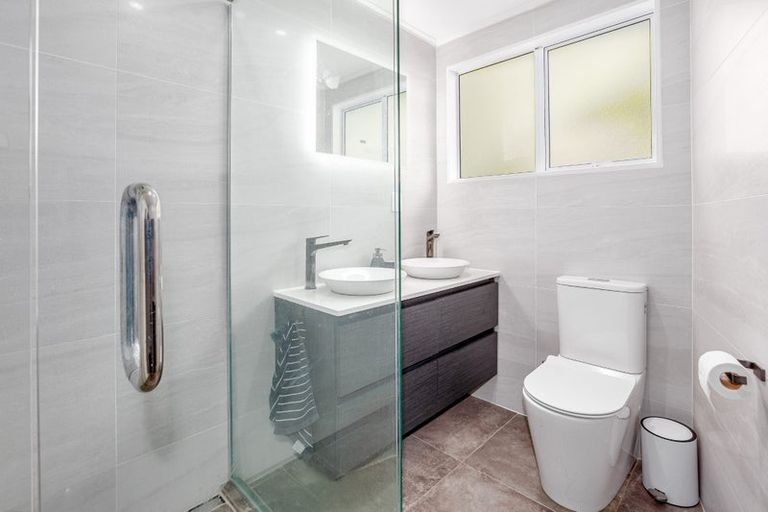 Photo of property in 6 Iona Place, Papakowhai, Porirua, 5024
