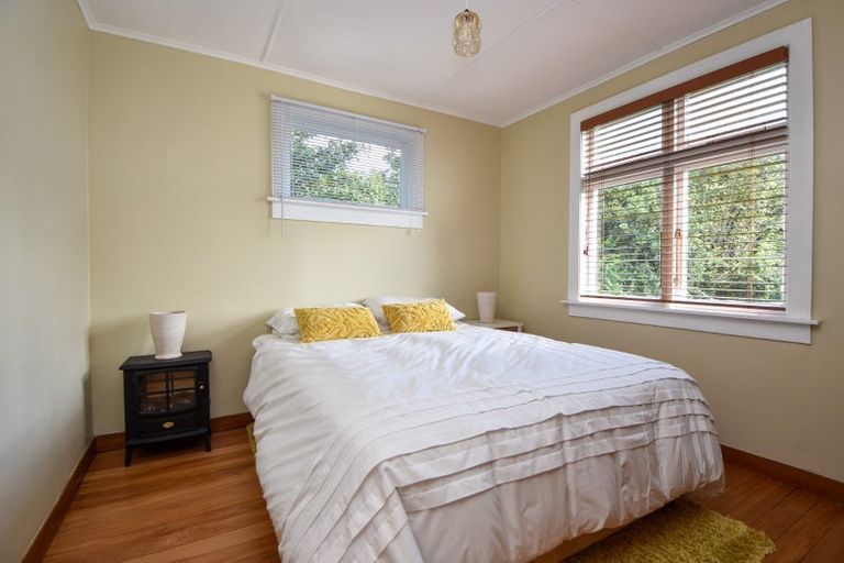 Photo of property in 41 Rhodes Street, Carterton, 5713