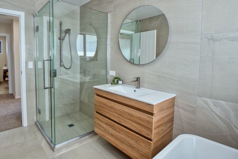 Photo of property in 20 Montiicola Drive, Papamoa Beach, Papamoa, 3118