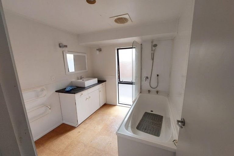 Photo of property in 39 Hillside Road, Papatoetoe, Auckland, 2025