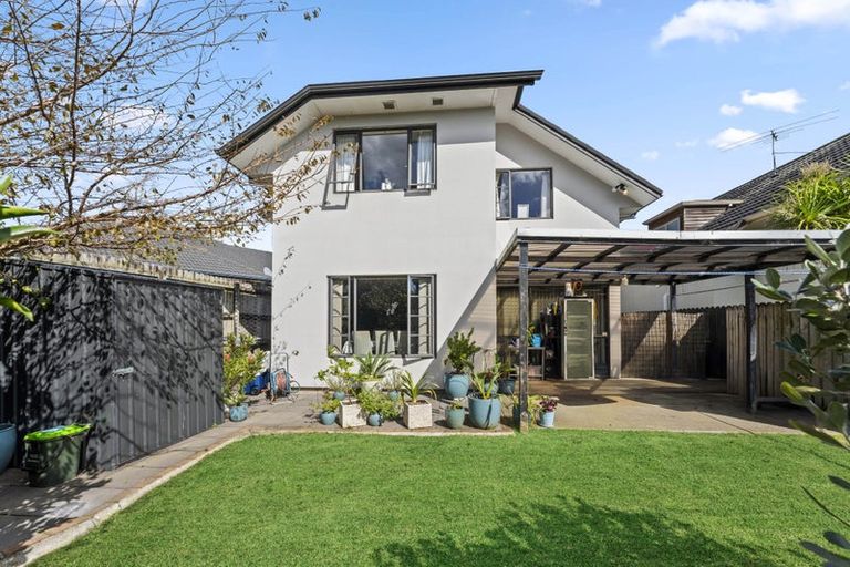 Photo of property in 4a Dapple Place, Flat Bush, Auckland, 2019