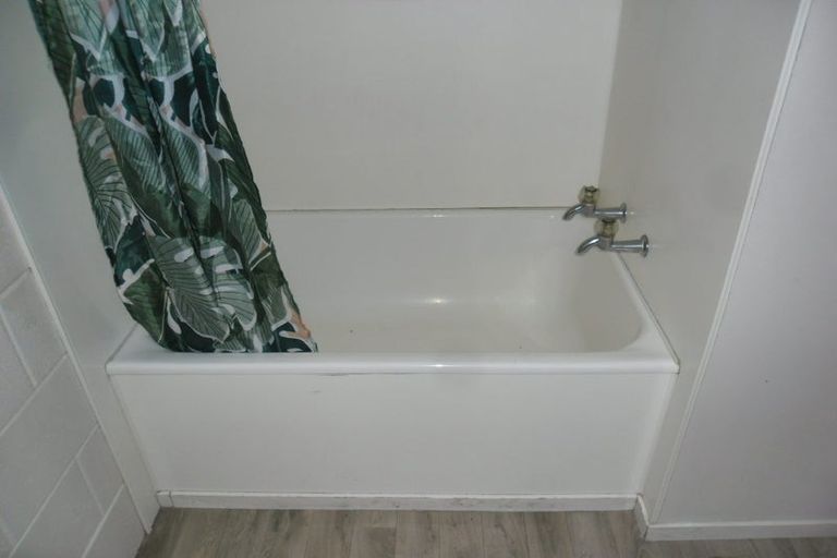 Photo of property in 96b Milton Road, Bluff Hill, Napier, 4110