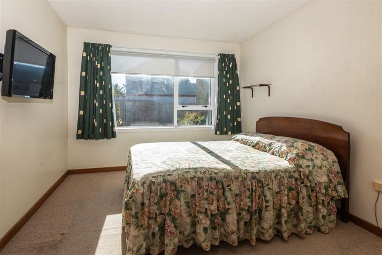 Photo of property in 2/127 Clarence Street, Riccarton, Christchurch, 8011