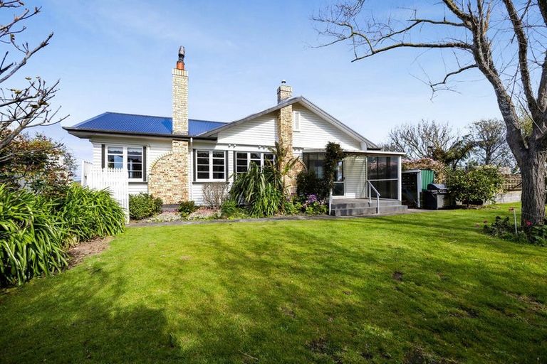 Photo of property in 35 Campbell Street, Hawera, 4610