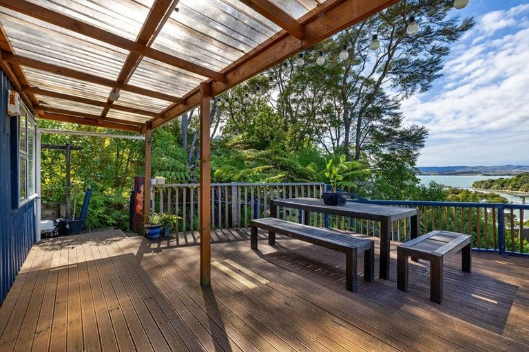 Photo of property in 3 Cambrae Road, Raglan, 3225