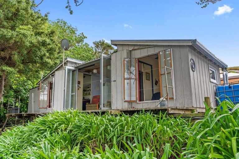 Photo of property in 429 Heatley Road, Whakapirau, Maungaturoto, 0583