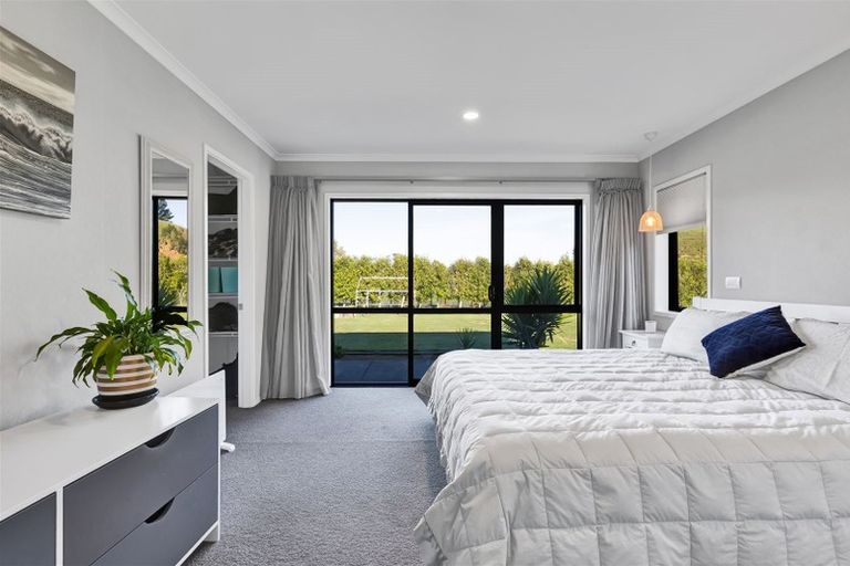 Photo of property in 1108e Egmont Road, Egmont Village, New Plymouth, 4372