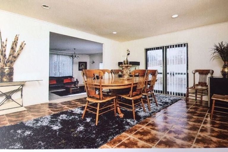 Photo of property in 36 Santa Ana Drive, Dannemora, Auckland, 2016