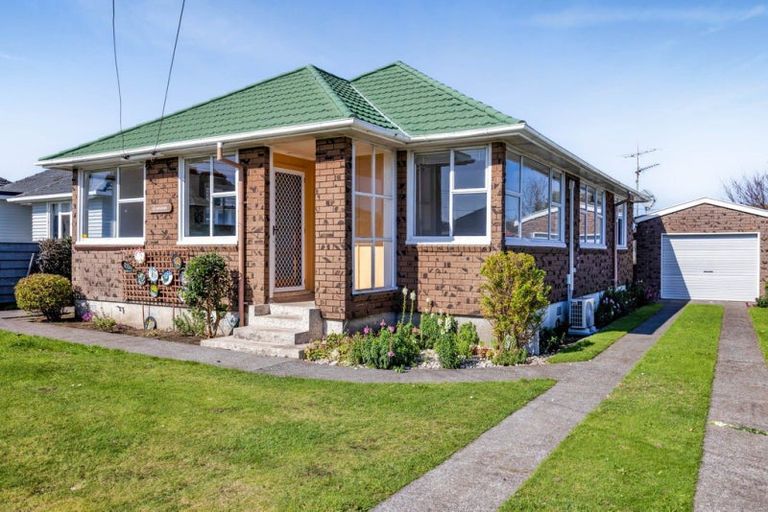 Photo of property in 277 South Road, Hawera, 4610