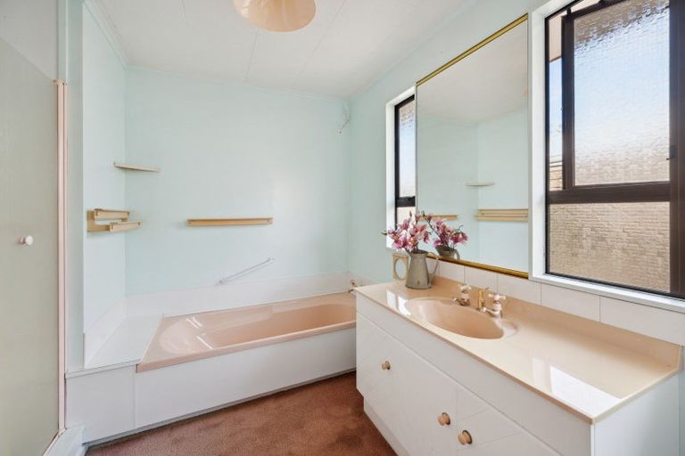 Photo of property in 155 Kennedy Road, Marewa, Napier, 4110