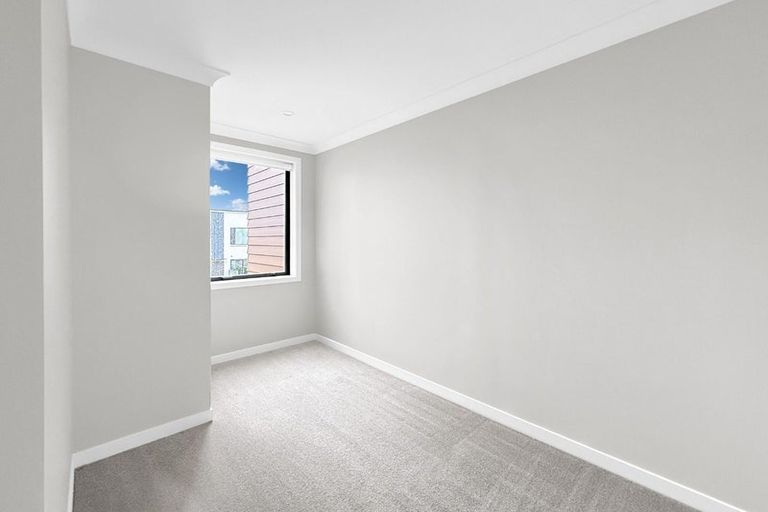 Photo of property in 31 Harewood Street, Whenuapai, Auckland, 0618