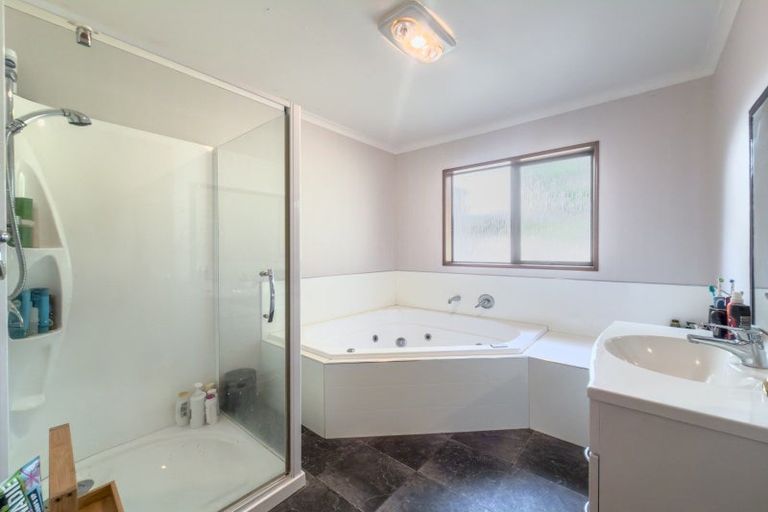 Photo of property in 110 Ariki Avenue, Otatara, Invercargill, 9879