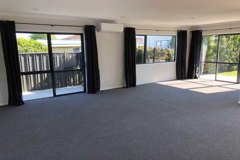 Photo of property in 37a Cassino Crescent, Onekawa, Napier, 4110