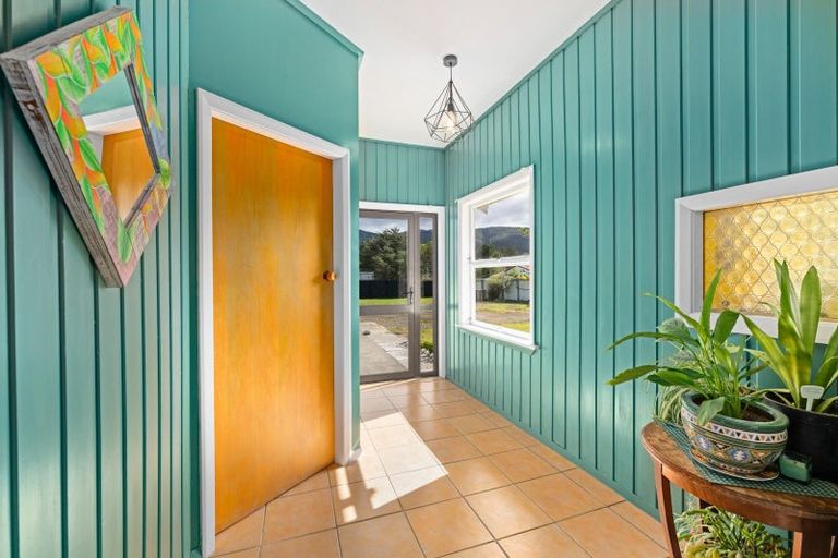 Photo of property in 208 Rarangi Beach Road, Rarangi, Blenheim, 7273
