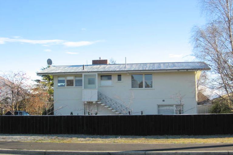 Photo of property in 89 Upton Street, Wanaka, 9305
