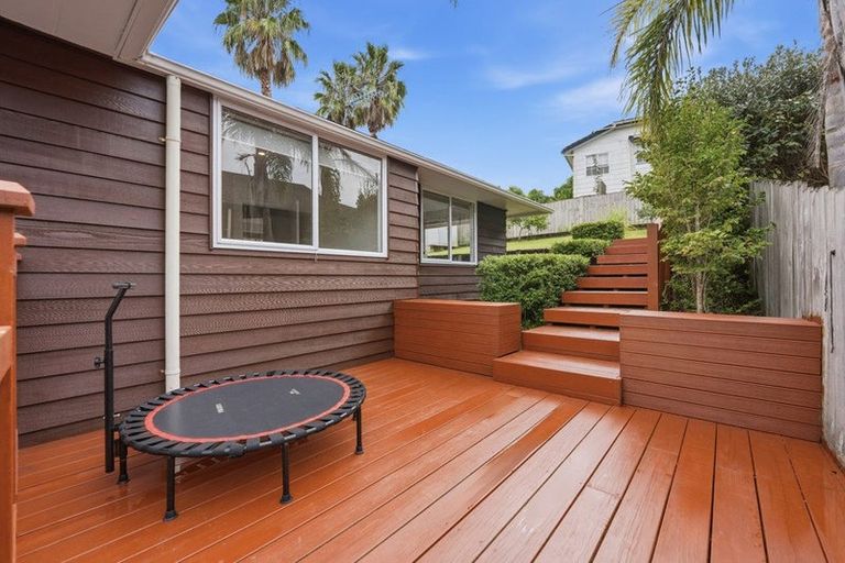 Photo of property in 7a Sailfish Drive, West Harbour, Auckland, 0618