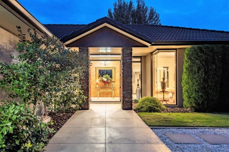 Photo of property in 68 Pengary Lane, Pyes Pa, Tauranga, 3112