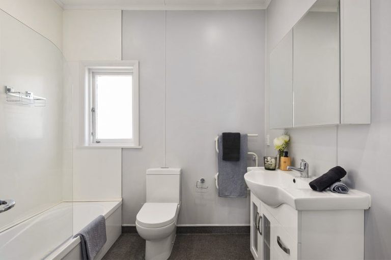 Photo of property in 9 Liffey Street, Island Bay, Wellington, 6023