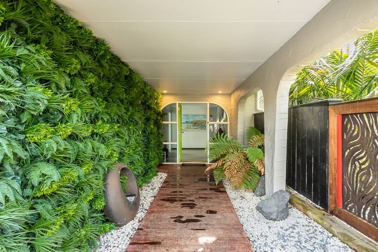 Photo of property in 103 Hillcrest Road, Raumati Beach, Paraparaumu, 5032