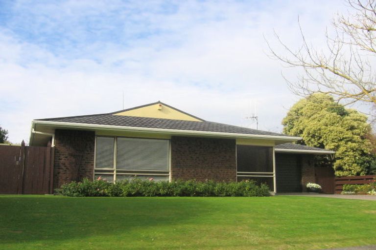 Photo of property in 35 Chippendale Crescent, Highbury, Palmerston North, 4412