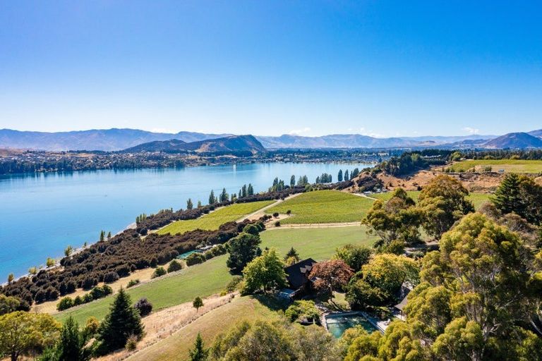 Photo of property in 280 Wanaka-mount Aspiring Road, Wanaka, 9382