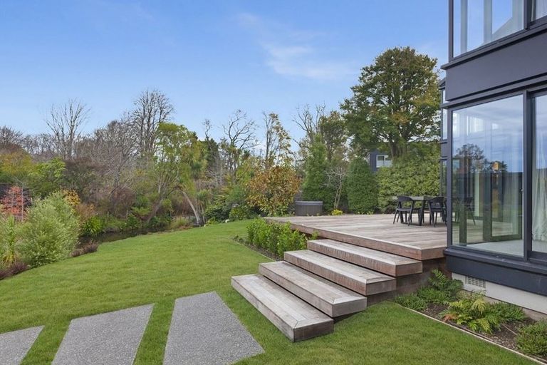 Photo of property in 32c Glandovey Road, Fendalton, Christchurch, 8052