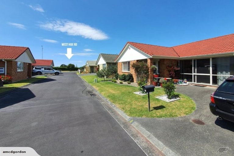 Photo of property in 3/262 Centreway Road, Orewa, 0931
