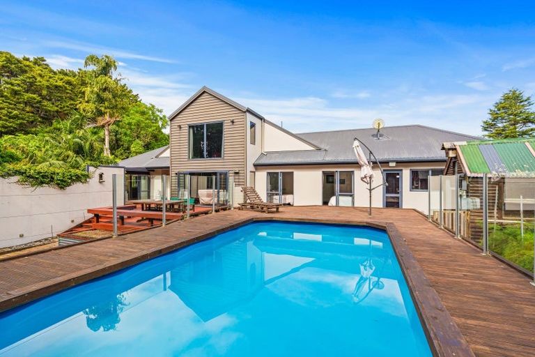 Photo of property in 24 Waitaua Road, Kauri, Kamo, 0185