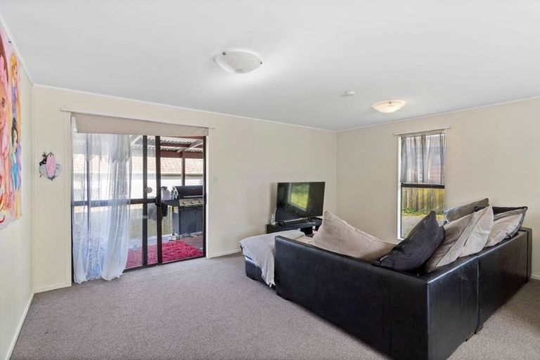 Photo of property in 2/158 Finlayson Avenue, Clendon Park, Auckland, 2103