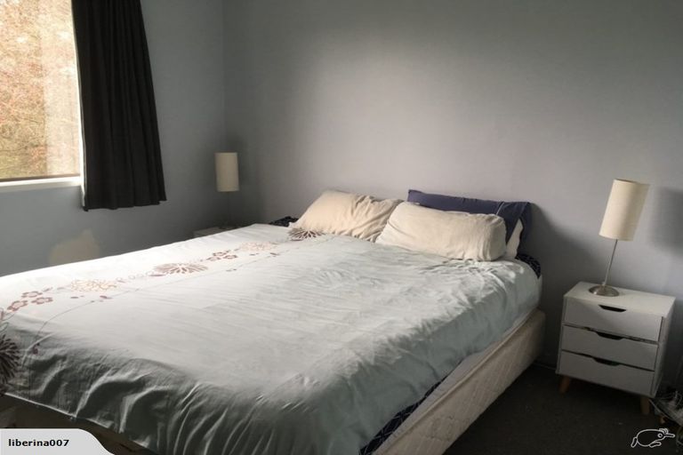 Photo of property in 15 Chislehurst Street, Henderson, Auckland, 0612