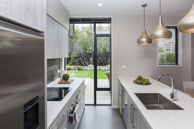 Photo of property in 1/50 Kilmore Street, Christchurch Central, Christchurch, 8013