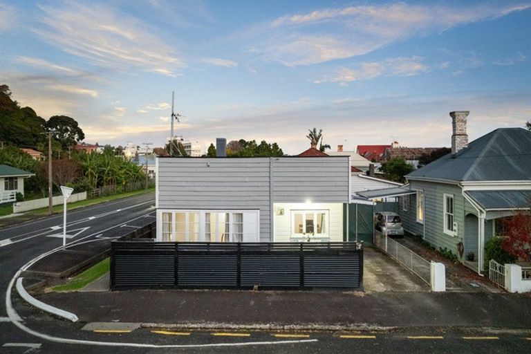 Photo of property in 604 Cochrane Street, Thames, 3500