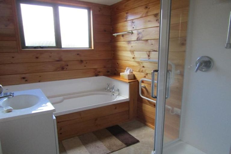 Photo of property in 12 Marotoa Grove, Turangi, 3334