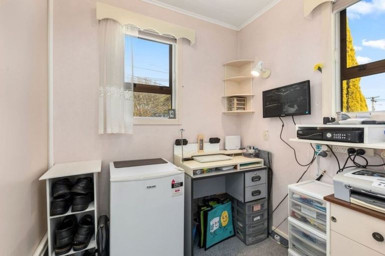 Photo of property in 33 Haig Street, Waterloo, Lower Hutt, 5011