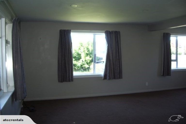 Photo of property in 365 Hills Road, Mairehau, Christchurch, 8013