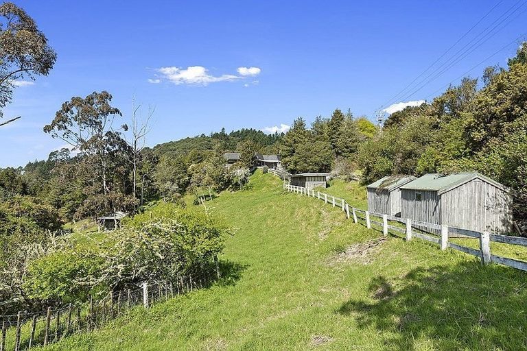 Photo of property in 180 Kahikatea Flat Road, Dairy Flat, Albany, 0794
