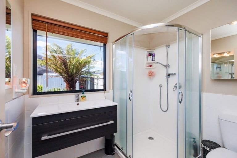 Photo of property in 6 Waipatere Court, Ashhurst, 4810