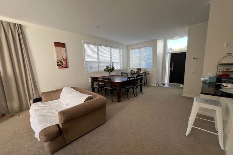 Photo of property in 6 Glide Lane, Whitby, Porirua, 5024