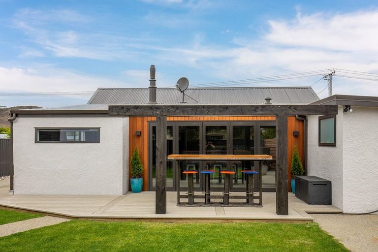 Photo of property in 42 Brandon Street, Alexandra, 9320