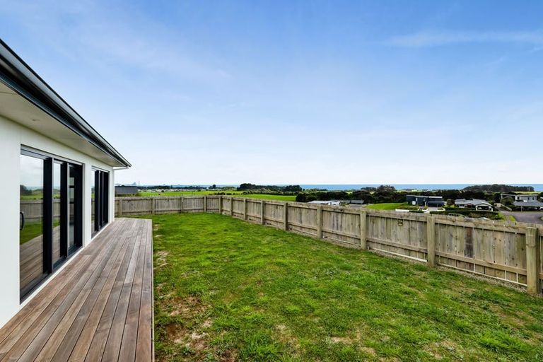 Photo of property in 9a Impact Avenue, Bell Block, New Plymouth, 4312